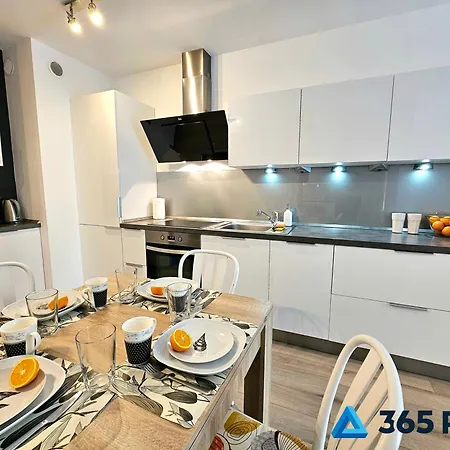 아파트 365pam - Nadmorski - Garaz W Cenie *